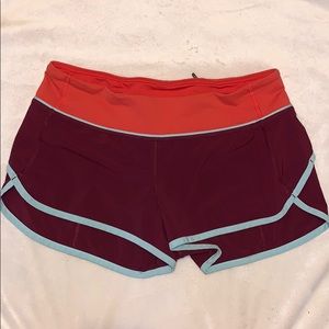 Lululemon speed short Sz 6